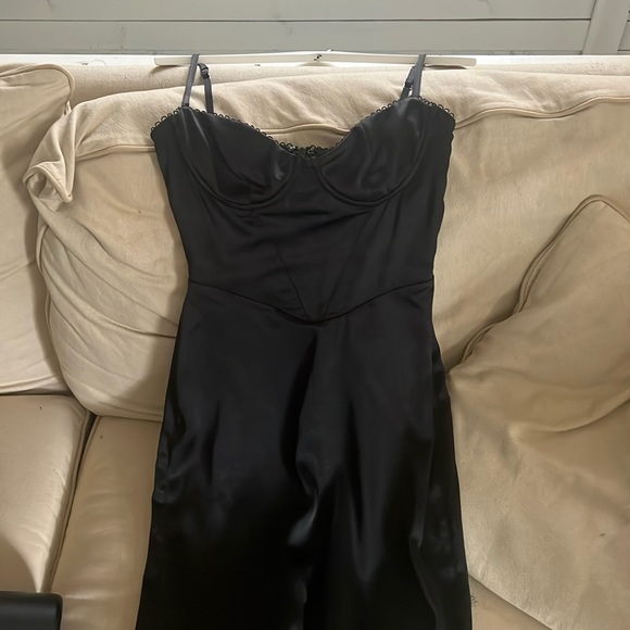 House of CB Dresses & Skirts - Selling my old prom dress! House of CB Size small!